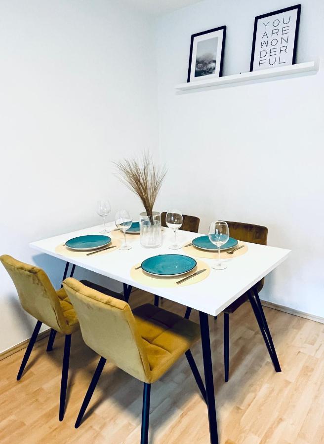 Modernes 3 Zimmer Apartment - Luise- Mit Wlan, Balkon Und Smart-Tv In City-Nahe! Erfurt Exterior foto
