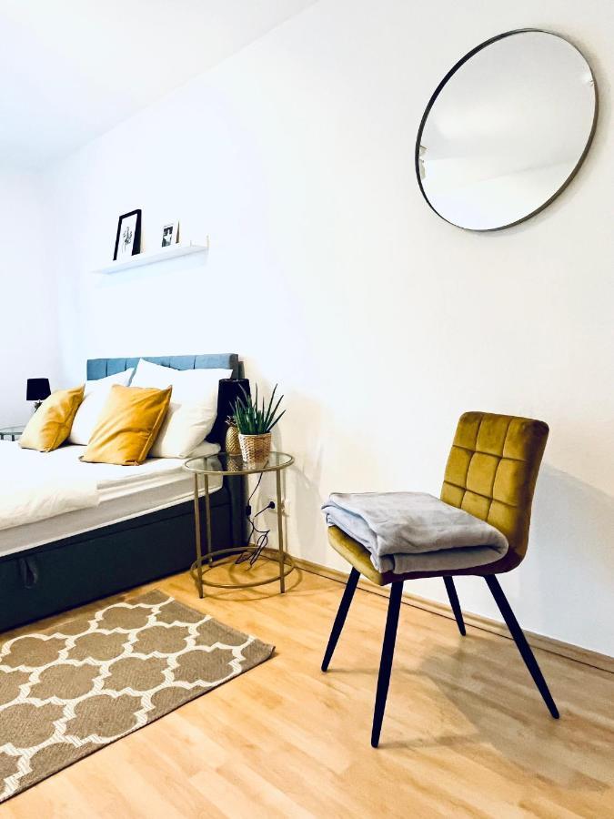 Modernes 3 Zimmer Apartment - Luise- Mit Wlan, Balkon Und Smart-Tv In City-Nahe! Erfurt Exterior foto